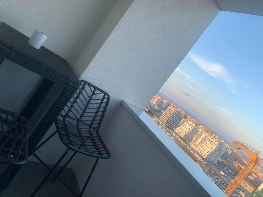 Cool Apartment Timişoara Buitenkant foto