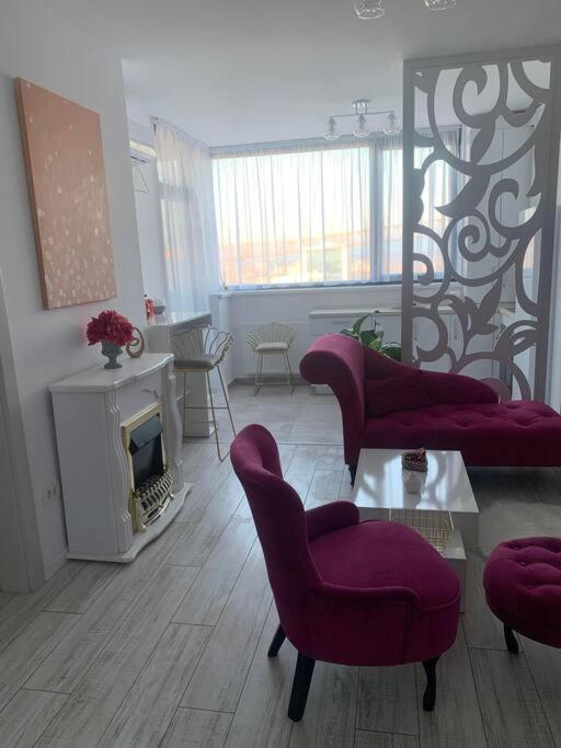 Cool Apartment Timişoara Buitenkant foto